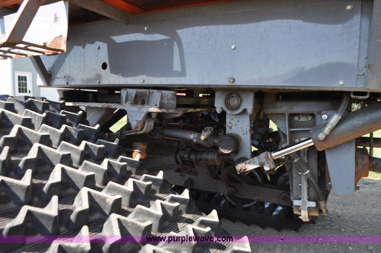 image for item G7469 2002 Tucker Terra 2000D-26-5 Sno-Cat trail groomer