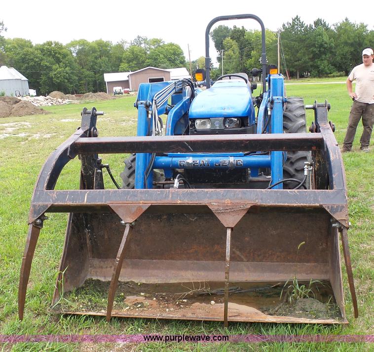image for item J1635 2001 New Holland TN70 tractor