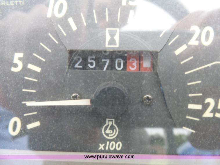 image for item J1635 2001 New Holland TN70 tractor