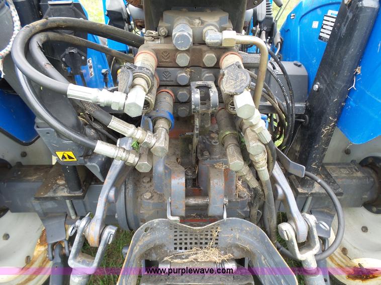 image for item J1635 2001 New Holland TN70 tractor