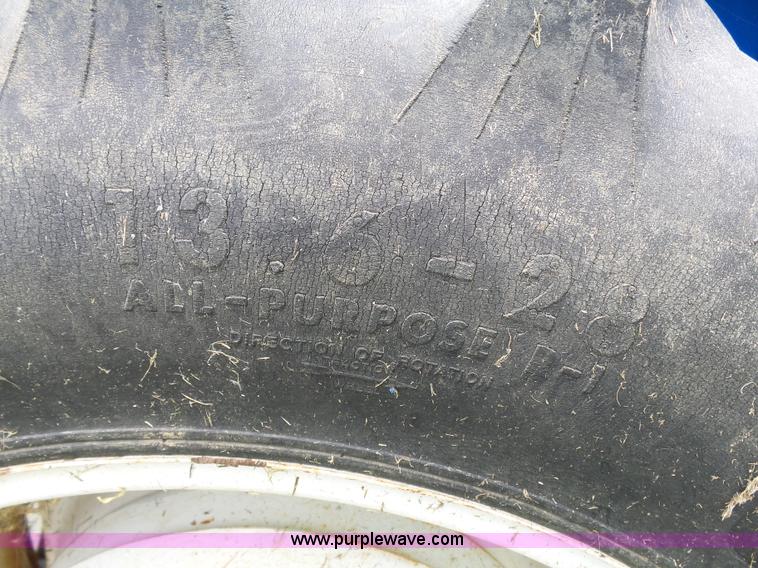 image for item J1635 2001 New Holland TN70 tractor