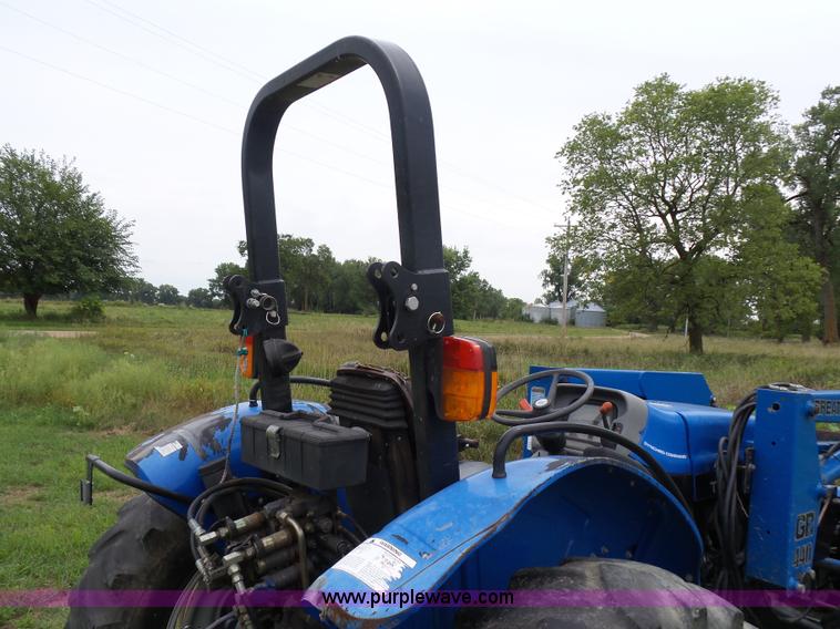 image for item J1635 2001 New Holland TN70 tractor