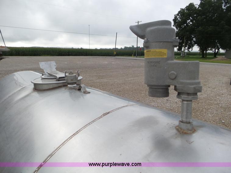 image for item CC9959 1,080 gallon stainless steel tank