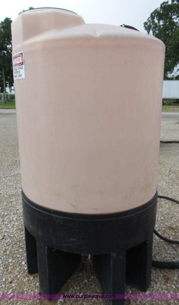 image for item CC9961 (2) poly storage tanks