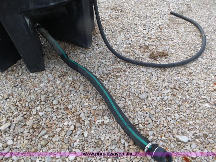 image for item CC9961 (2) poly storage tanks