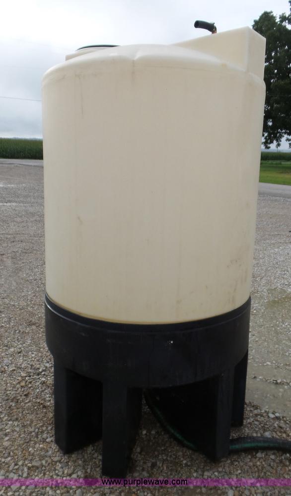 image for item CC9961 (2) poly storage tanks