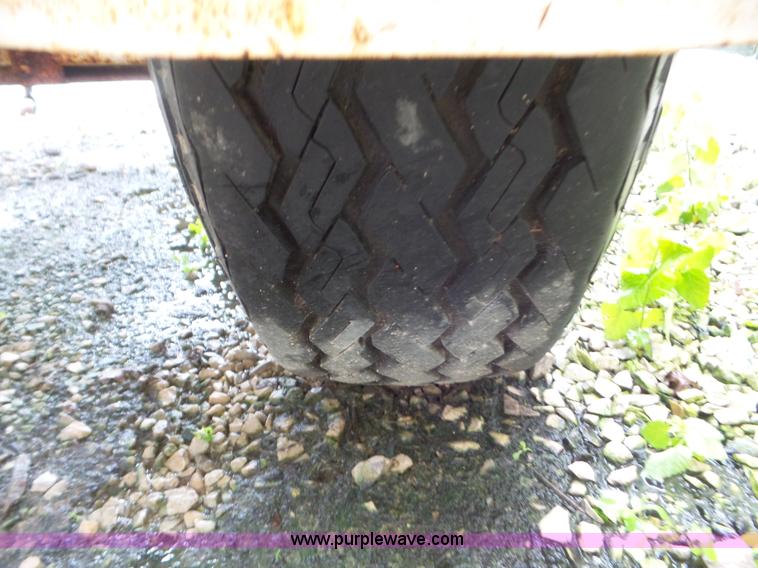 image for item CC9965 Parker 1500 weigh wagon