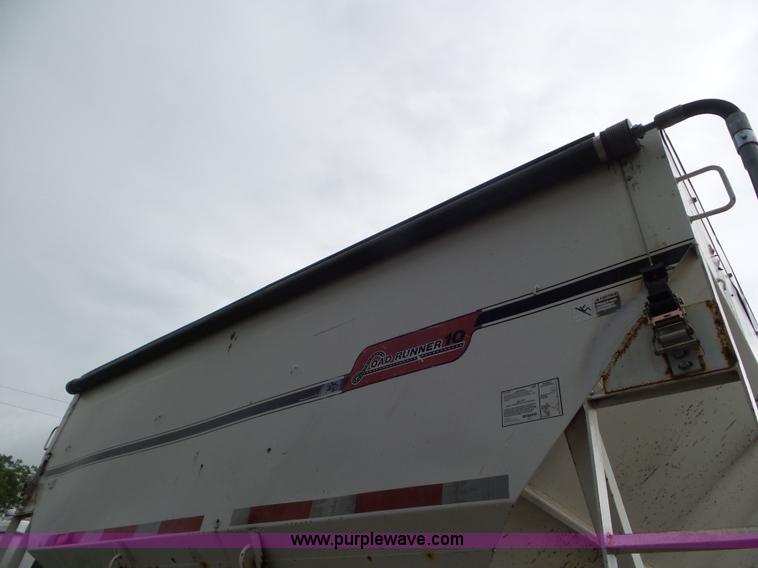 image for item CC9971 1985 International tender truck