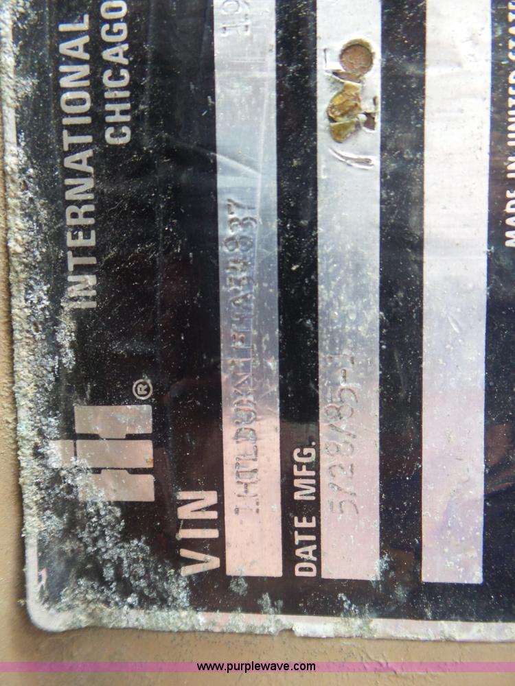 image for item CC9971 1985 International tender truck