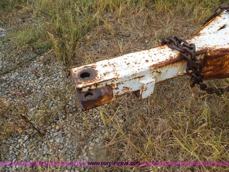 image for item CC9987 2005 Willmar 500 spreader