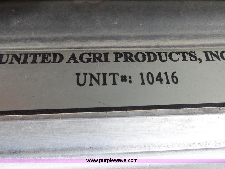 image for item K1156 1997 Peterbilt 377 tender truck