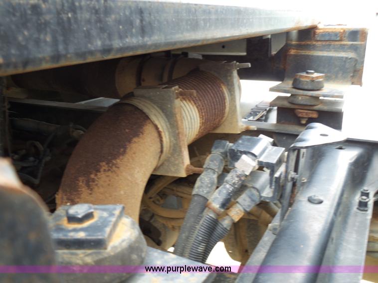 image for item K1158 1999 Mack CH613 tender truck