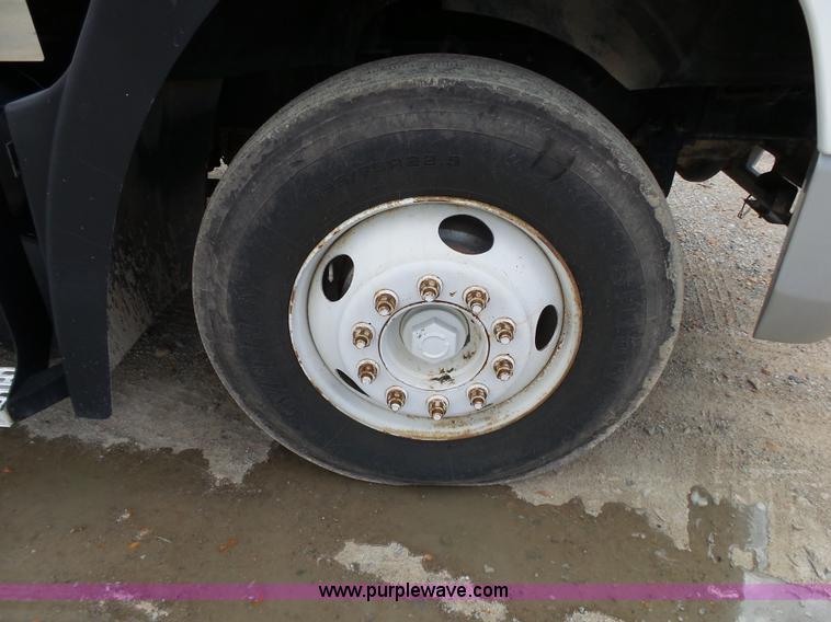 image for item K1158 1999 Mack CH613 tender truck