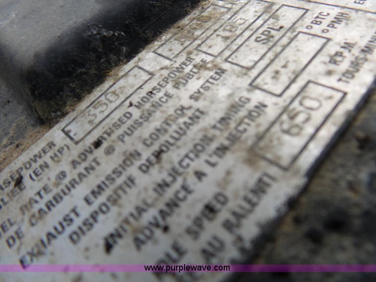 image for item K1158 1999 Mack CH613 tender truck