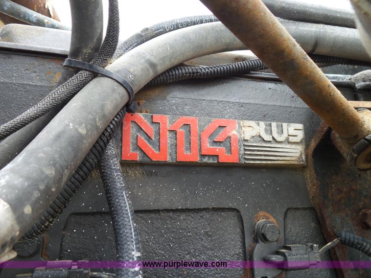 image for item K1159 1997 Peterbilt 377 tender truck