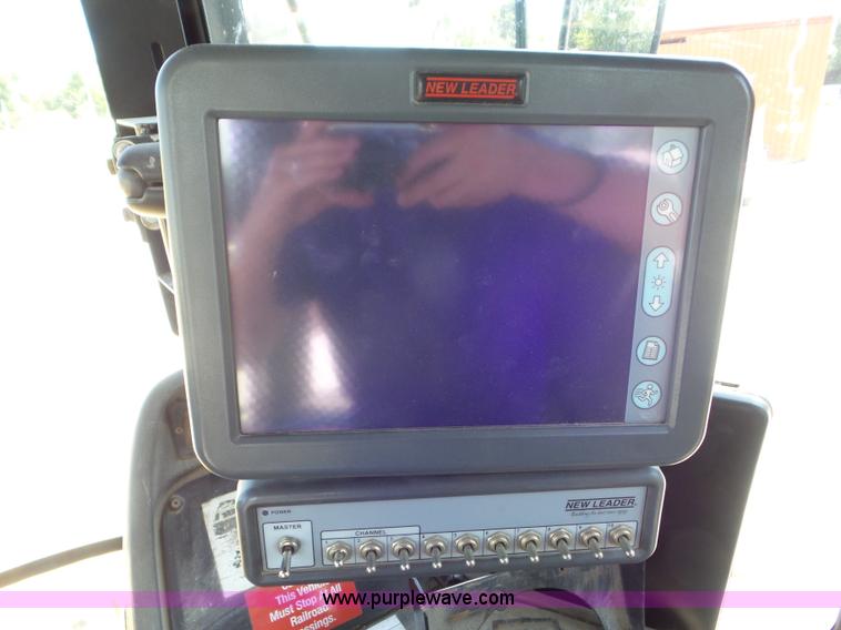 image for item L6873 Ag-Chem TerraGator 8103 self-propelled applicator