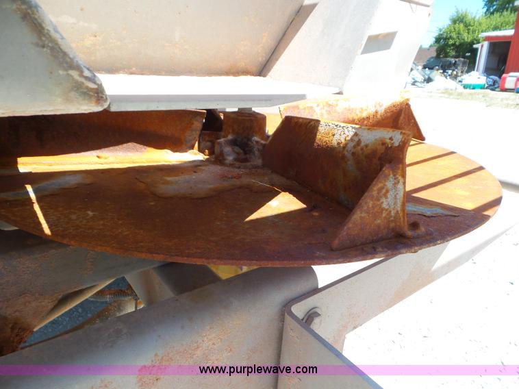 image for item L6873 Ag-Chem TerraGator 8103 self-propelled applicator