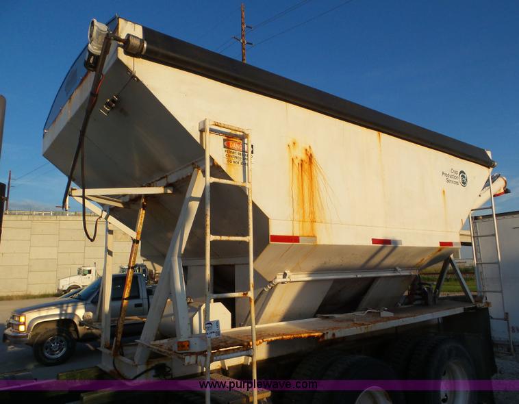 image for item L6876 Tender bed