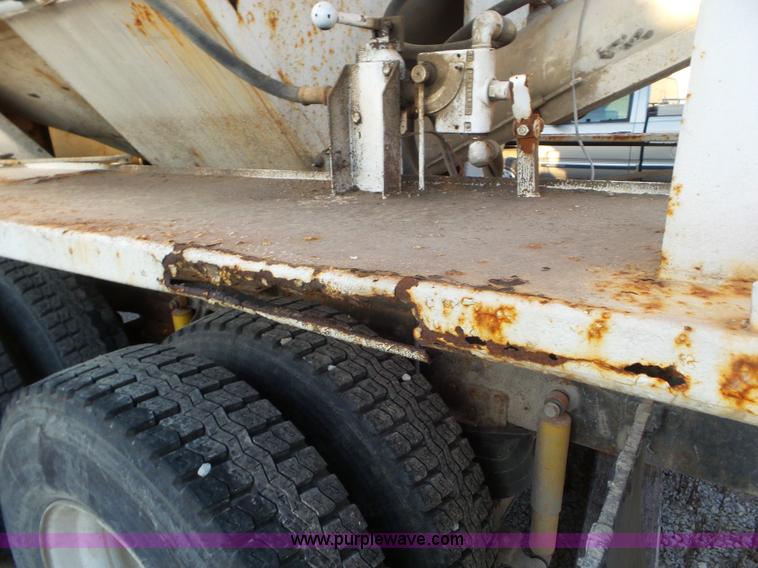 image for item L6876 Tender bed