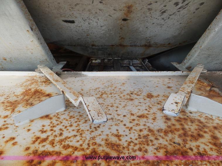 image for item L6876 Tender bed