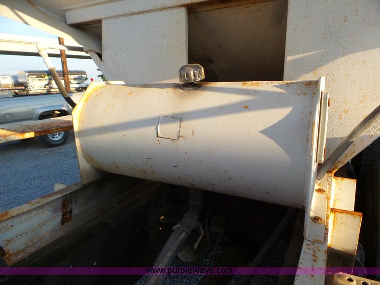 image for item L6876 Tender bed