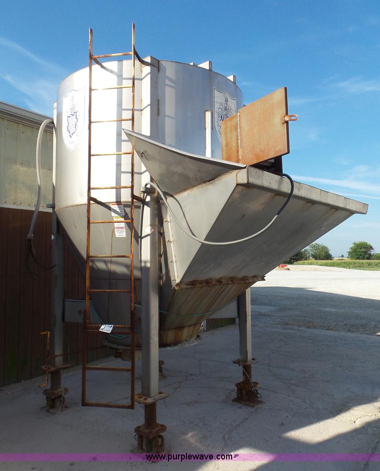 image for item L6877 Doyle blender