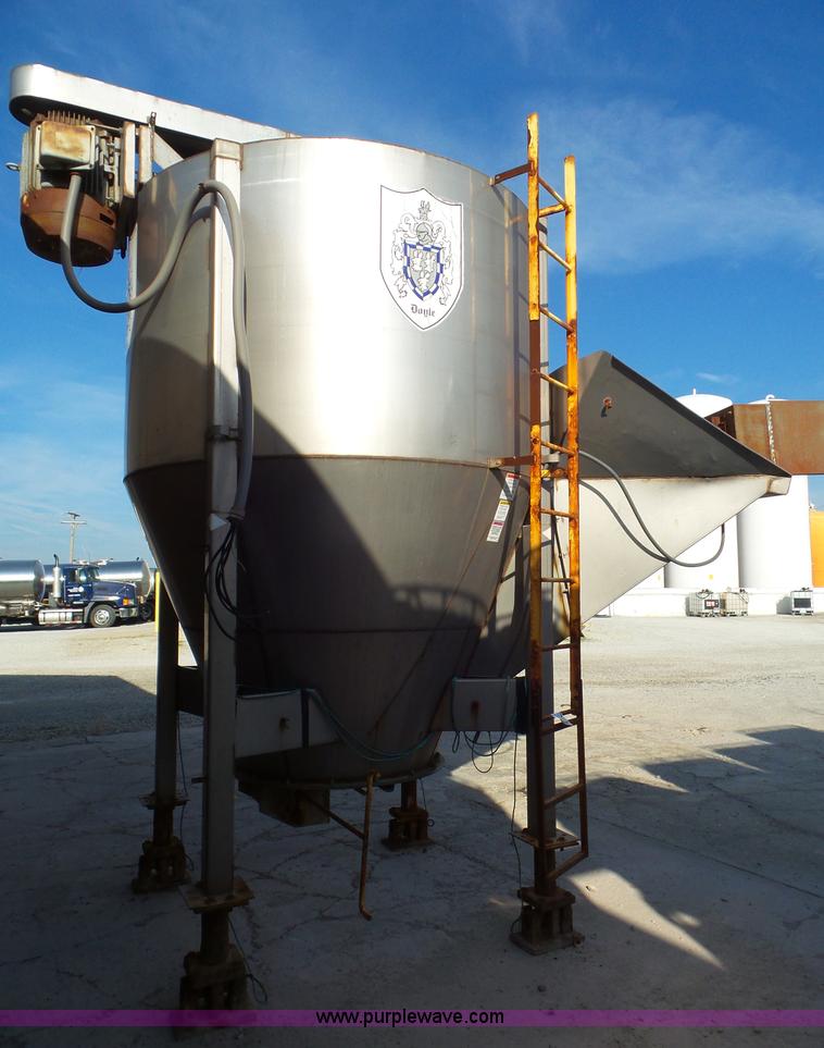 image for item L6877 Doyle blender