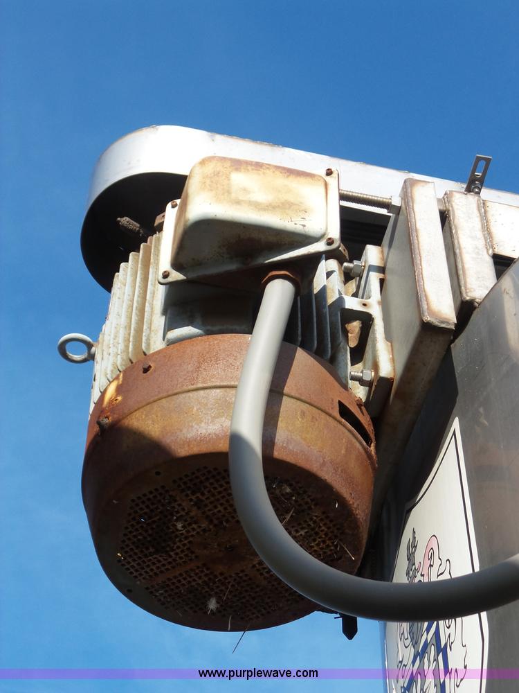 image for item L6877 Doyle blender