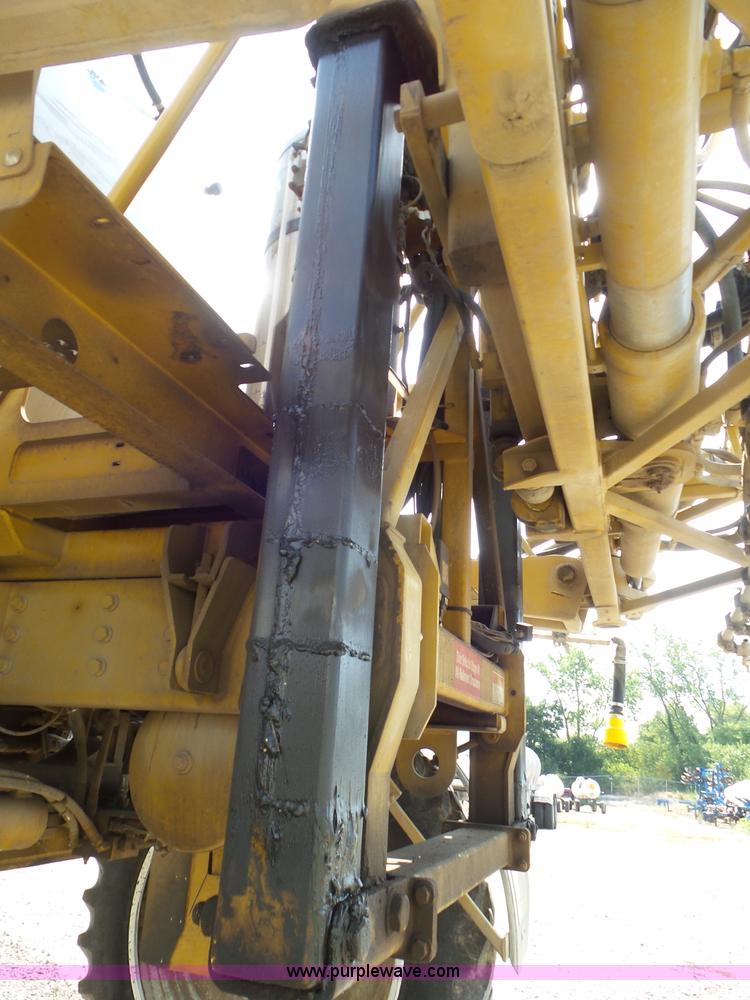 image for item L6879 2008 Rogator 1286C self-propelled applicator