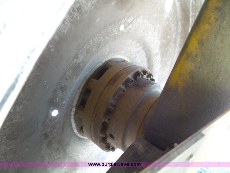 image for item L6879 2008 Rogator 1286C self-propelled applicator