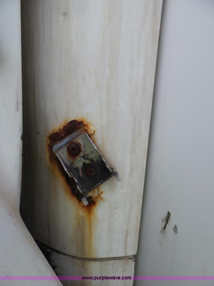 image for item L6886 1996 Mack CH613 tank truck