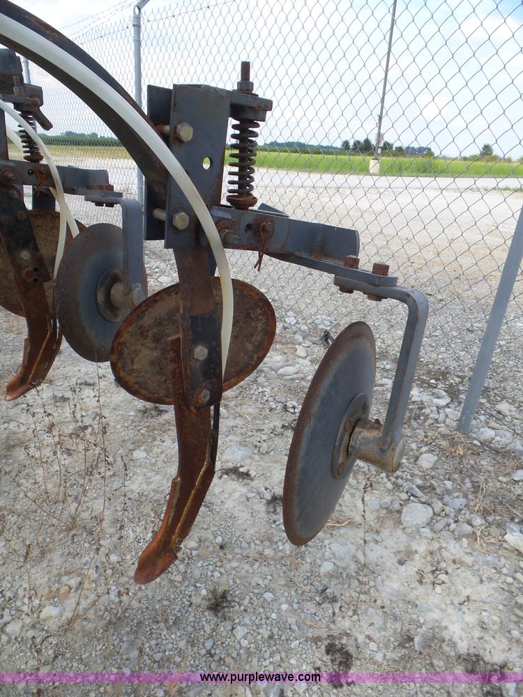 image for item L6889 DMI Nutri-Placr 4200 applicator