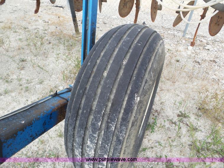 image for item L6889 DMI Nutri-Placr 4200 applicator