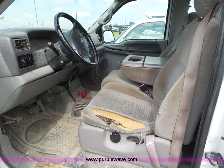 image for item L6894 2001 Ford F250 Super Duty SuperCab pickup truck