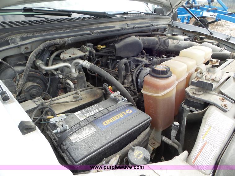 image for item L6894 2001 Ford F250 Super Duty SuperCab pickup truck