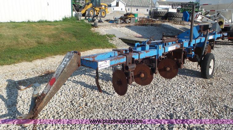 image for item L6900 DMI 3100 anhydrous ammonia applicator