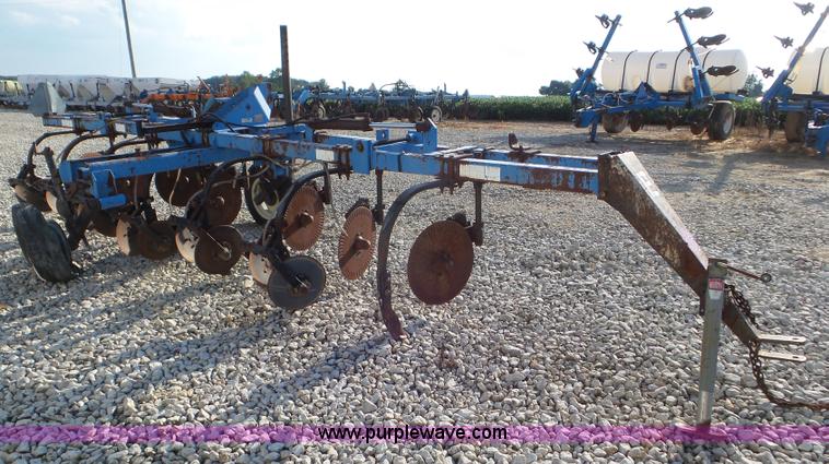 image for item L6900 DMI 3100 anhydrous ammonia applicator