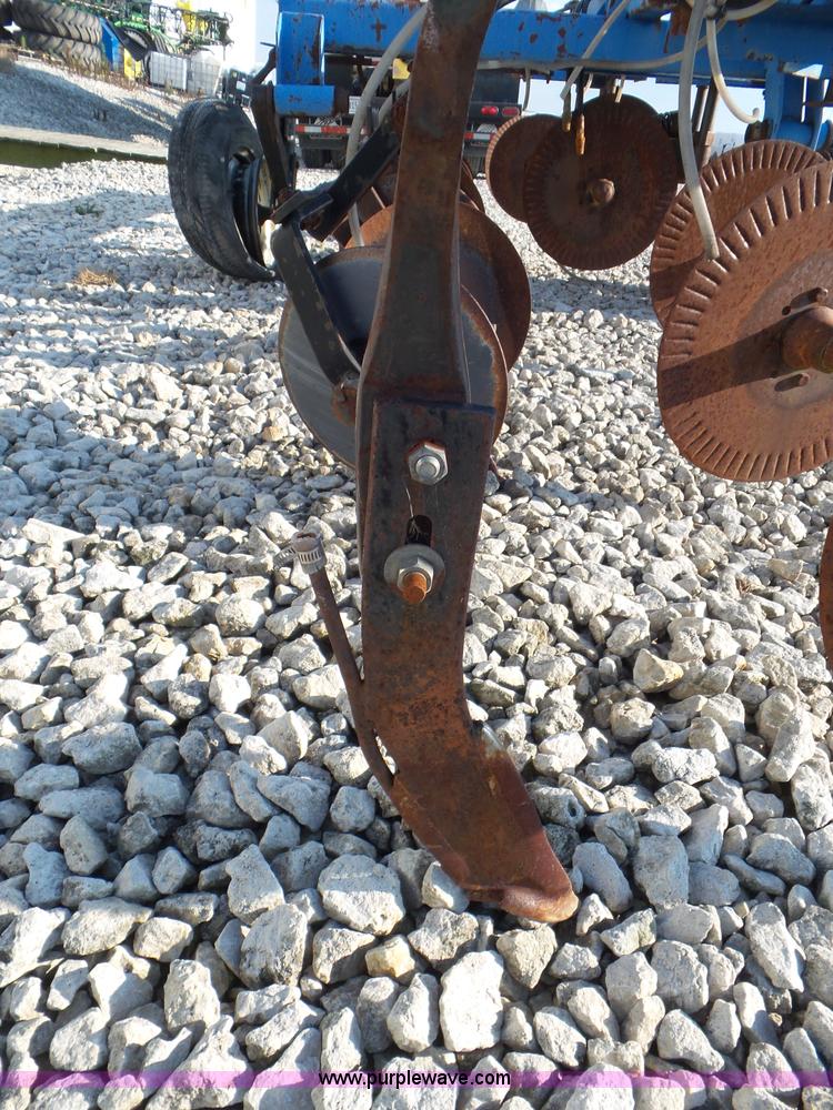 image for item L6900 DMI 3100 anhydrous ammonia applicator