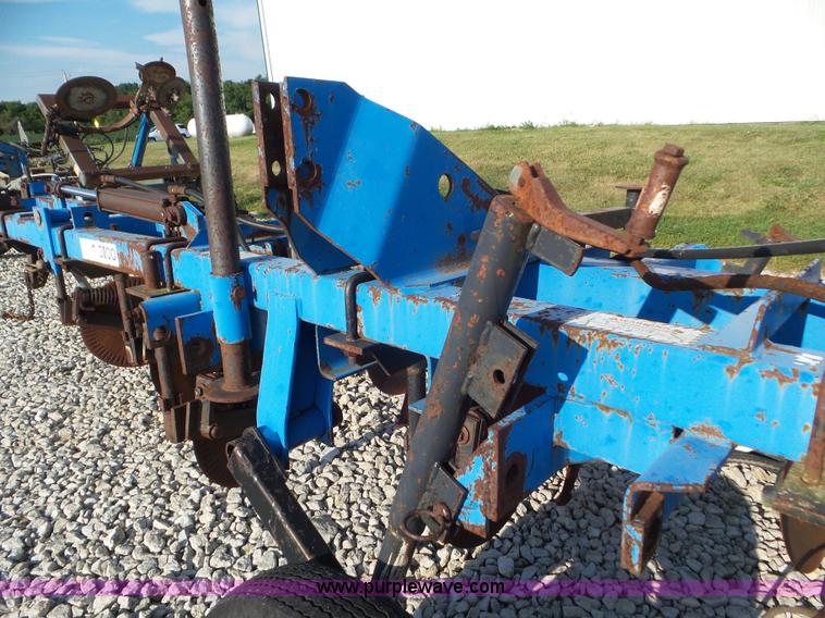 image for item L6900 DMI 3100 anhydrous ammonia applicator