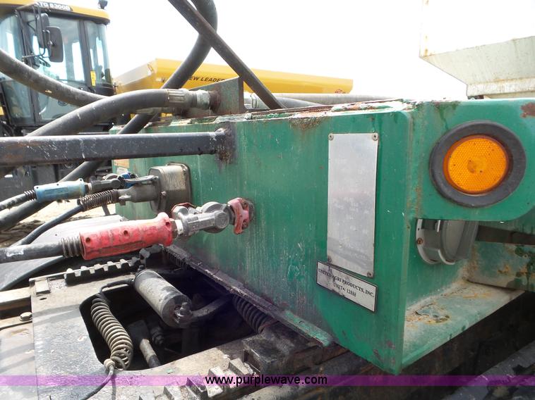 image for item L6907 2007 Doyle 74 tender trailer