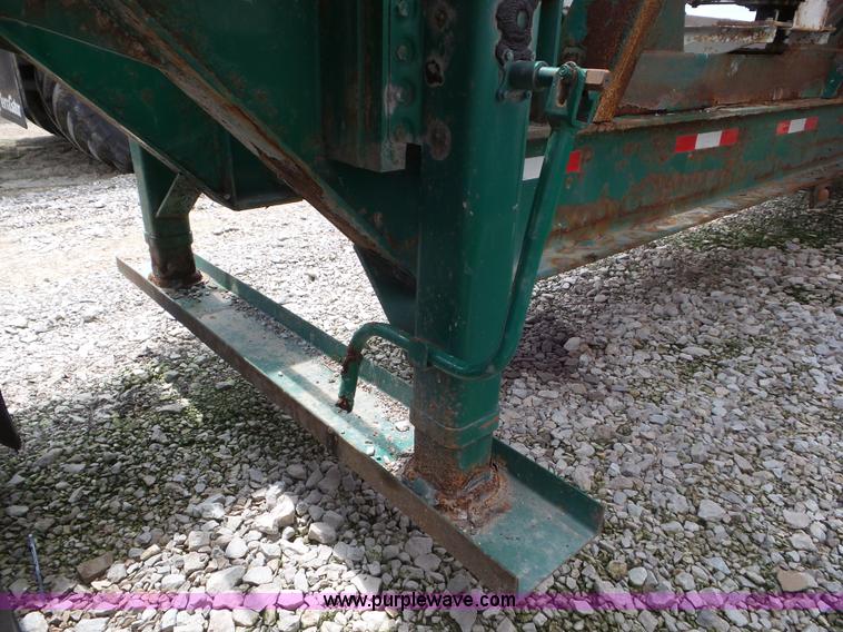 image for item L6907 2007 Doyle 74 tender trailer