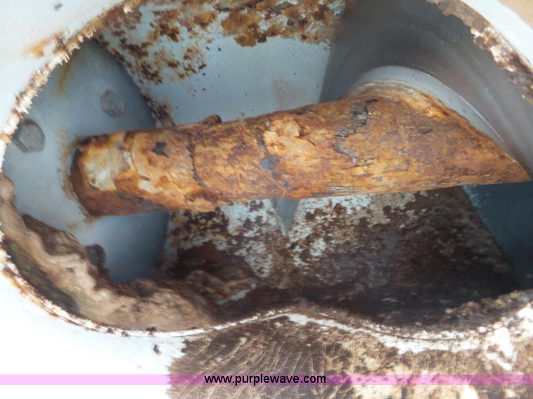 image for item L6907 2007 Doyle 74 tender trailer