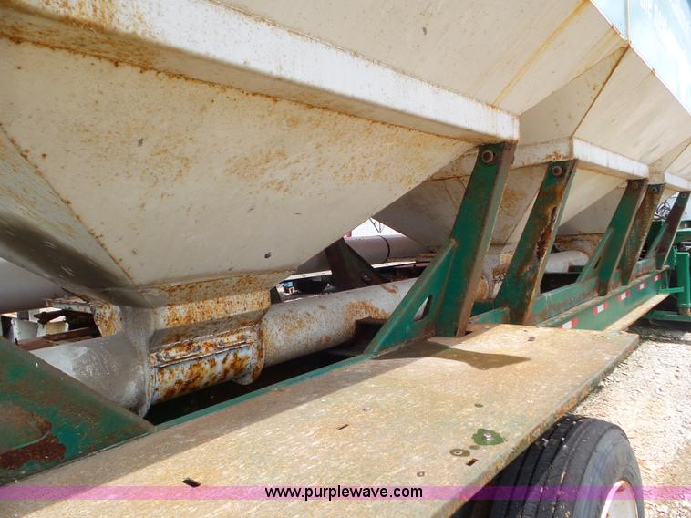 image for item L6907 2007 Doyle 74 tender trailer