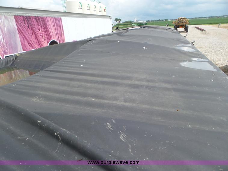 image for item L6907 2007 Doyle 74 tender trailer