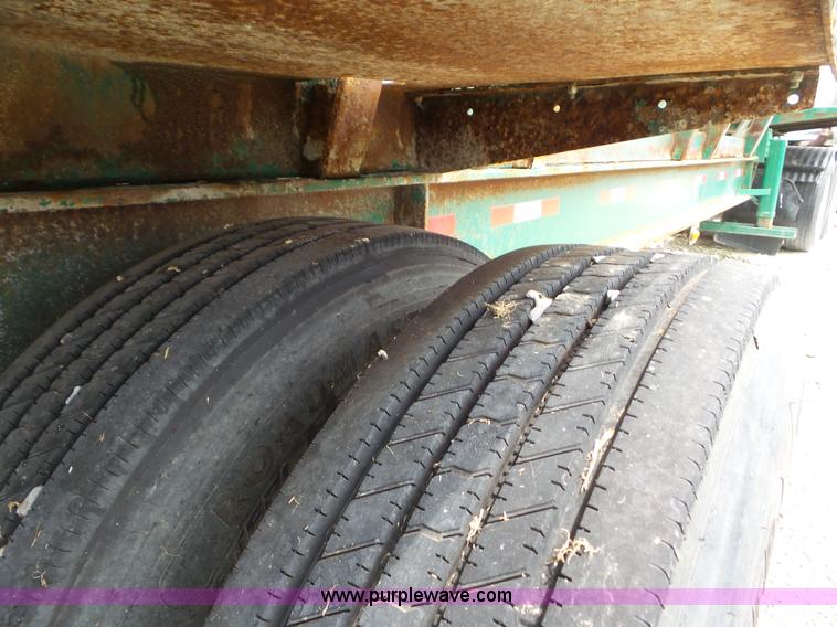 image for item L6907 2007 Doyle 74 tender trailer