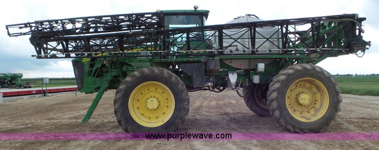 image for item L6908 2010 John Deere 4930 self-propelled applicator