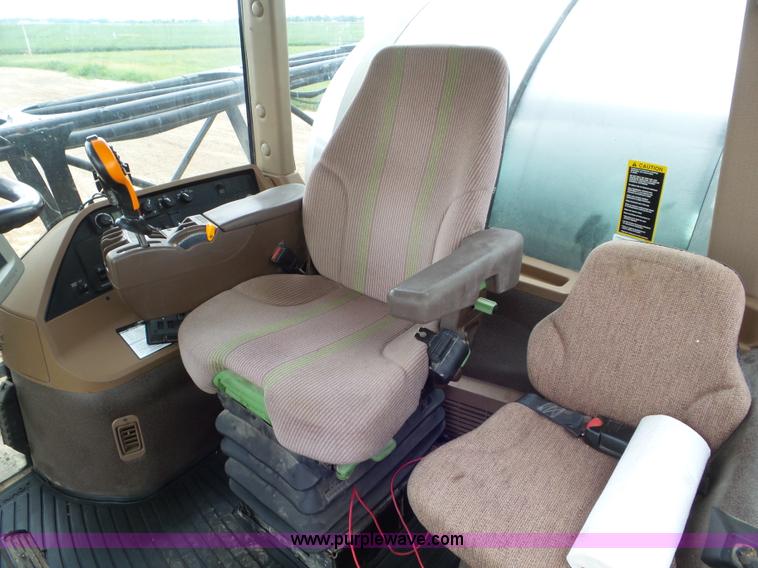 image for item L6908 2010 John Deere 4930 self-propelled applicator