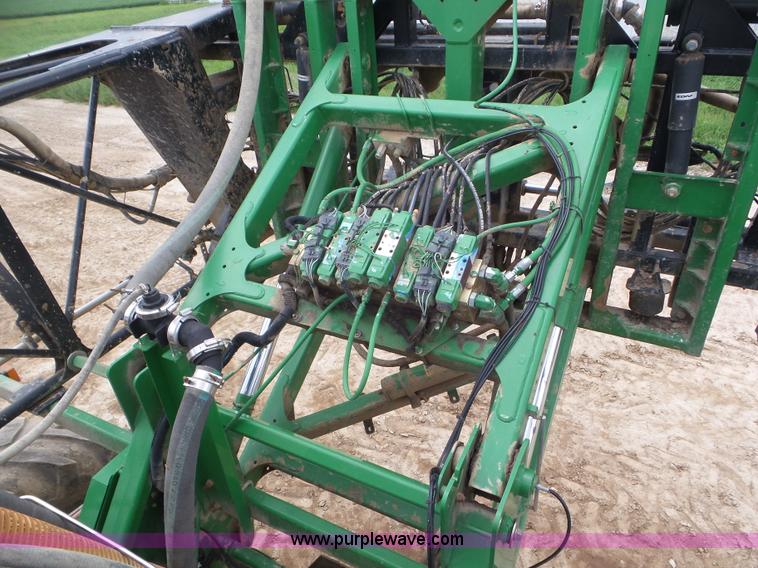 image for item L6908 2010 John Deere 4930 self-propelled applicator