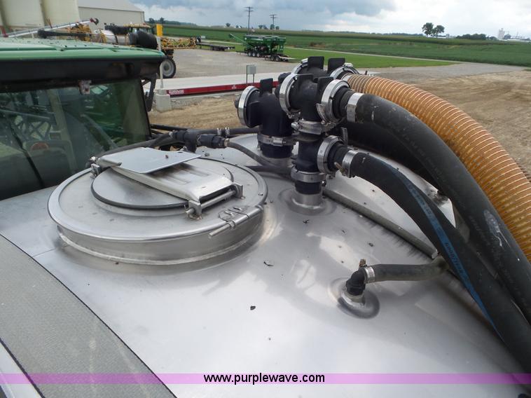 image for item L6908 2010 John Deere 4930 self-propelled applicator