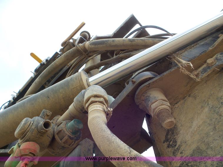 image for item L6908 2010 John Deere 4930 self-propelled applicator